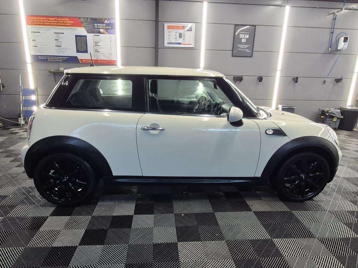 MINI One 1.4i benzine bj. 2009 102000km