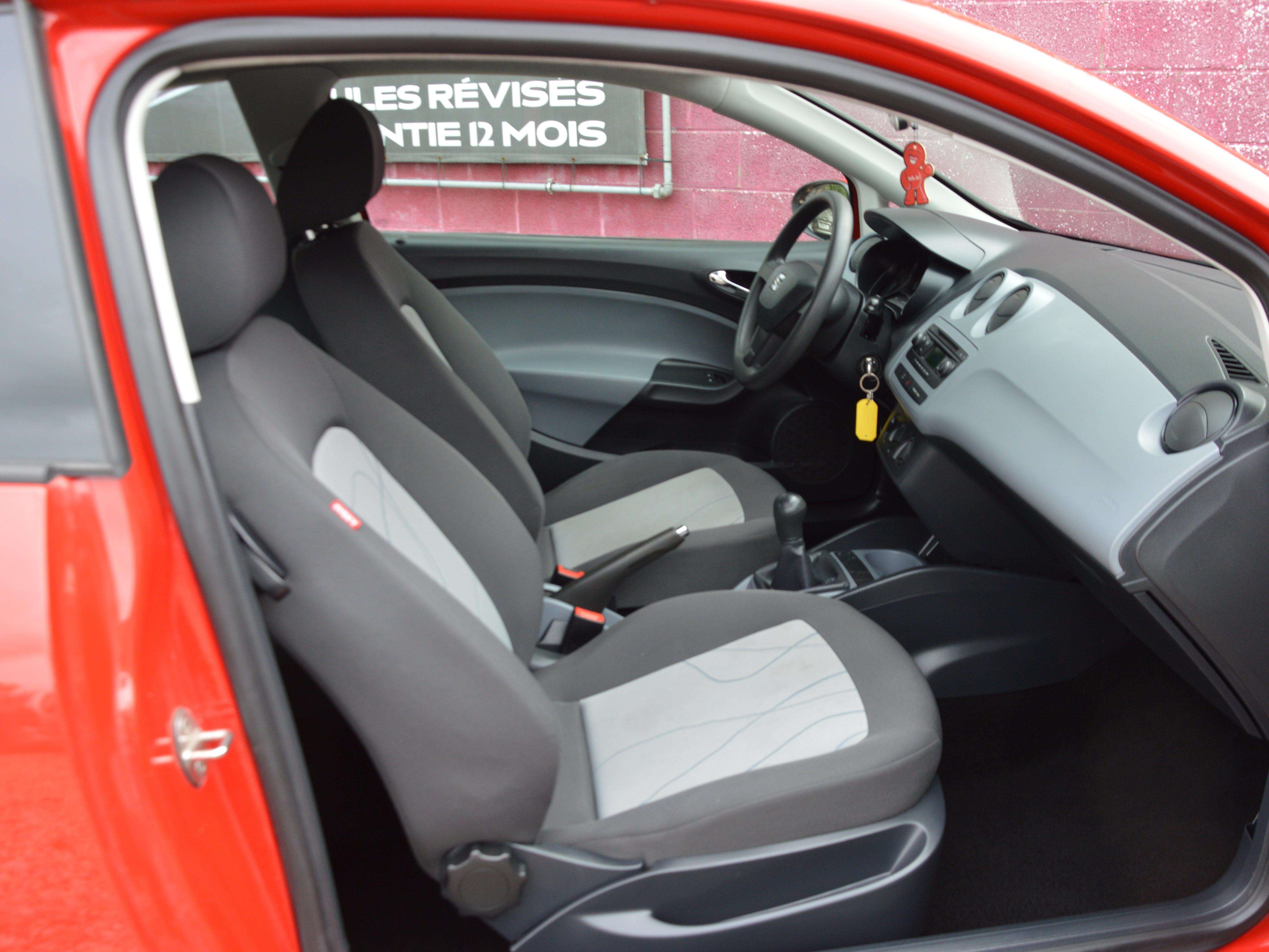 SEAT Ibiza 1.2i Enjoy 40.900KM