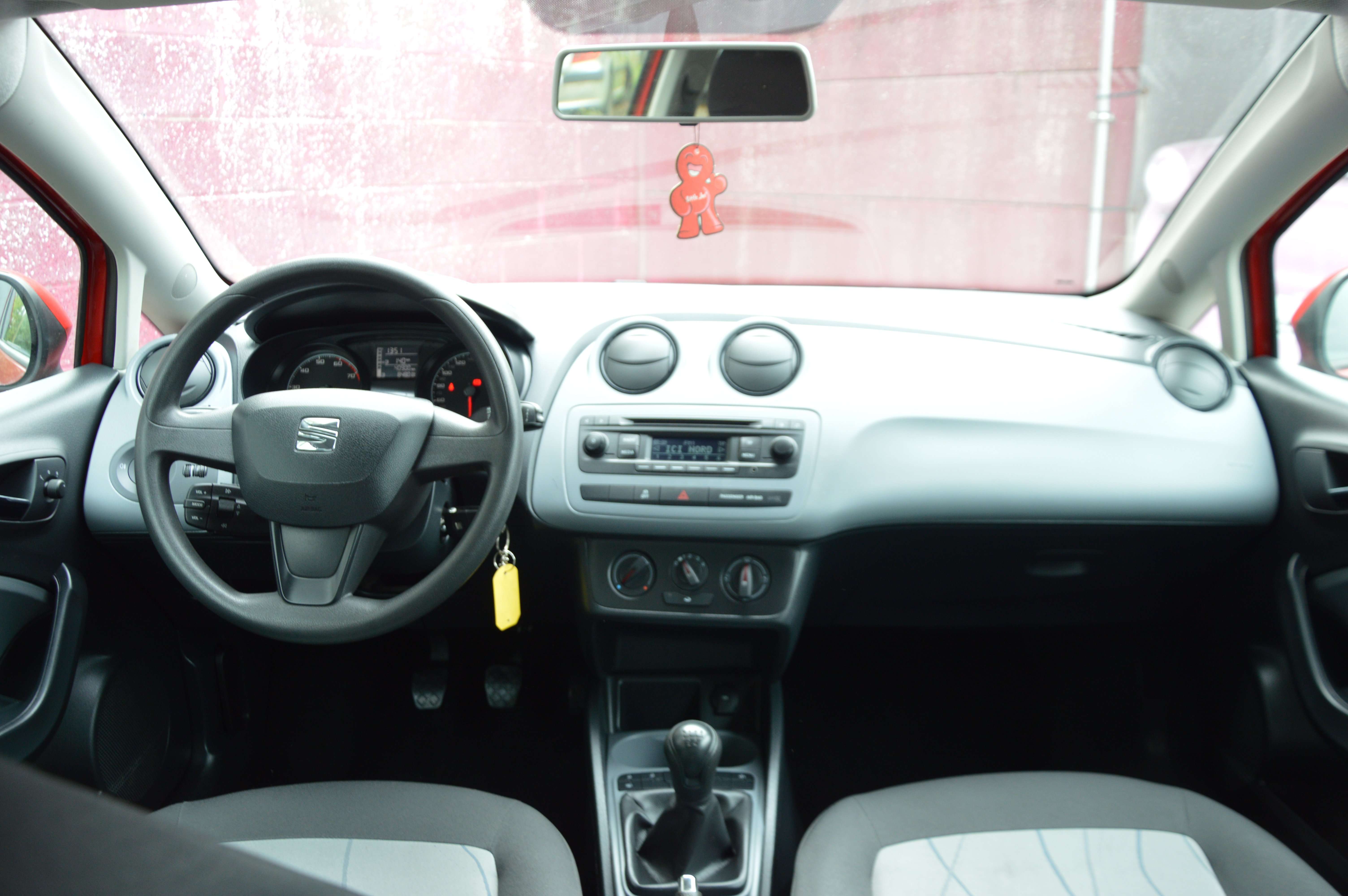 SEAT Ibiza 1.2i Enjoy 40.900KM