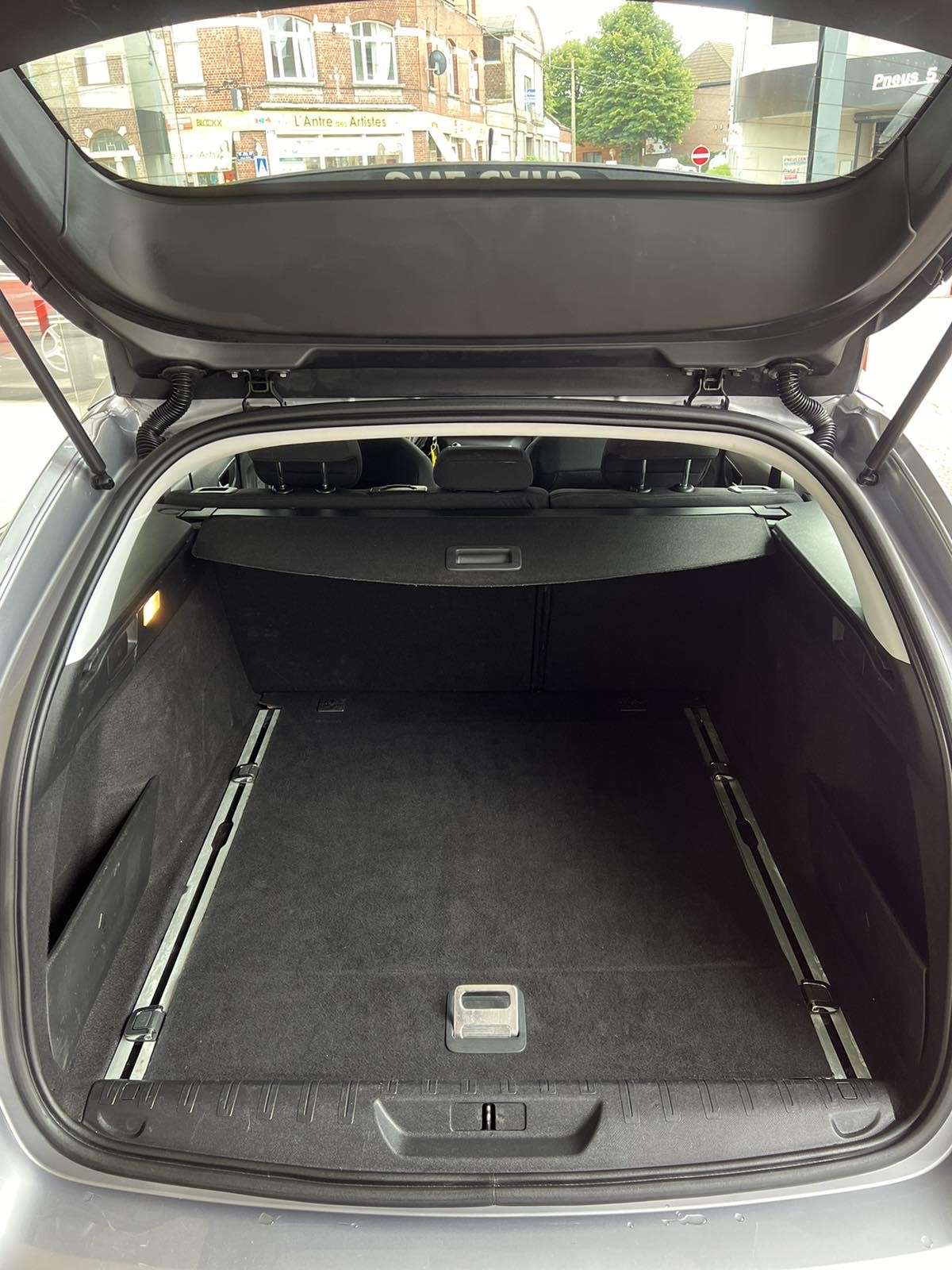 Peugeot 308 SW 1.5 BlueHDi (EURO6d) GPS-CLIM-WiFi-GAR 1AN