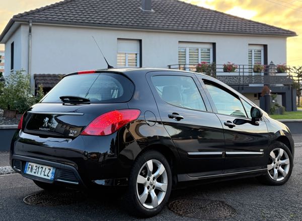 Peugeot 308 PEUGEOT 308 2.0 HDi 16V 150cv Finition Style