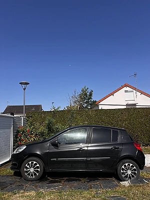 Renault Clio III 1.6 16S 110 INITIALE 5P