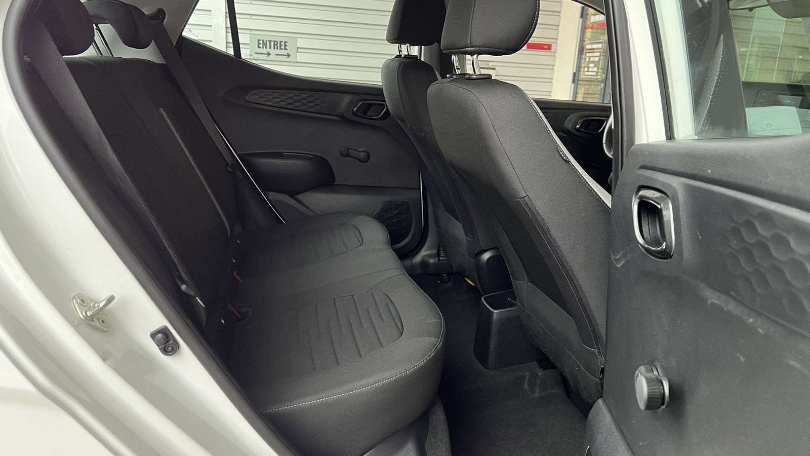 Hyundai i10 1.0i (49kw 67cv) AIRCO-PDC-FRONT ASSIST-GAR 1AN