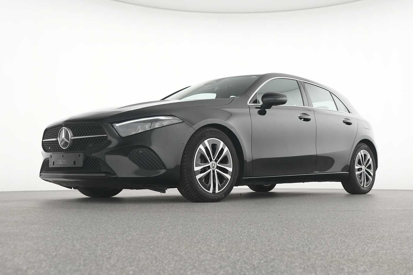 Mercedes-Benz A 180  ...