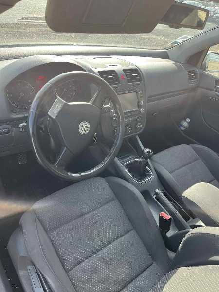 Volkswagen Golf V 1.9 TDI 105 CONFORT 3P