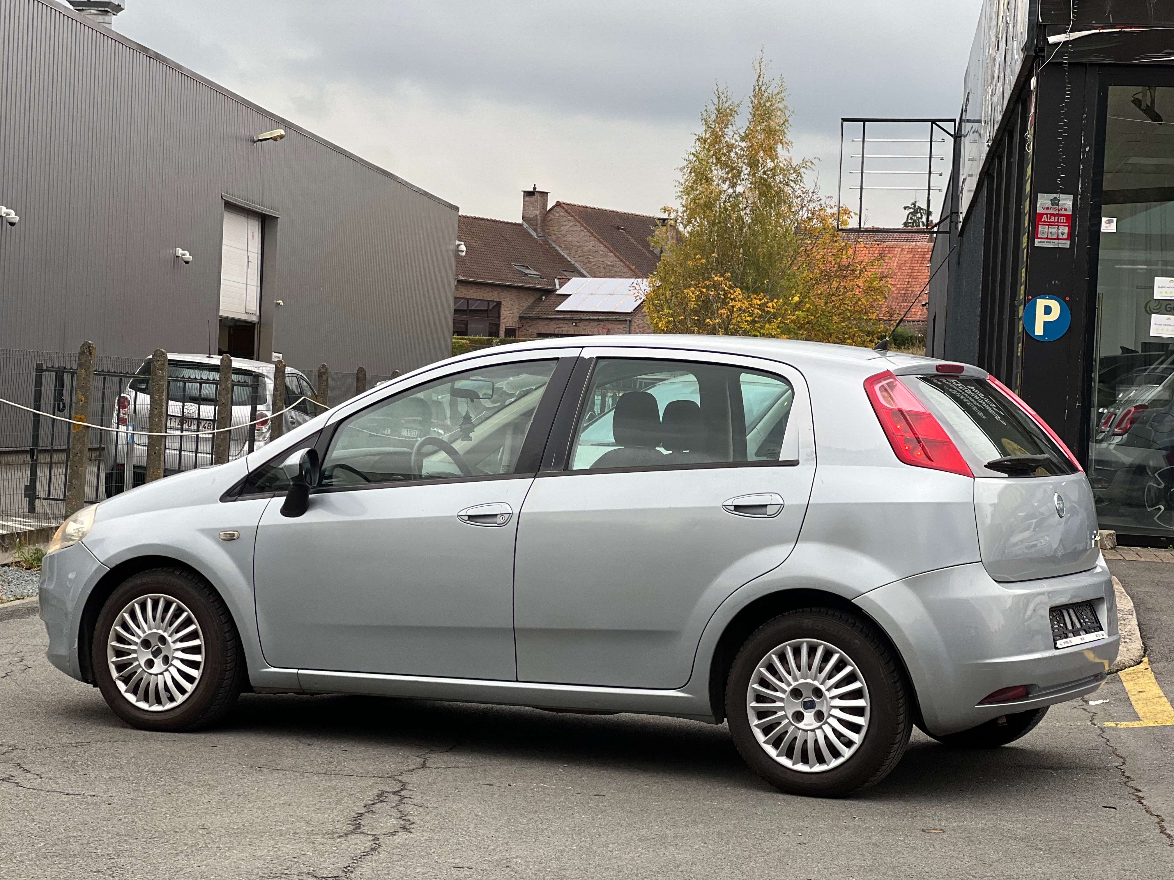 Fiat Punto Punto 1.2i*✅Contrôle Technique✅ Car-passe