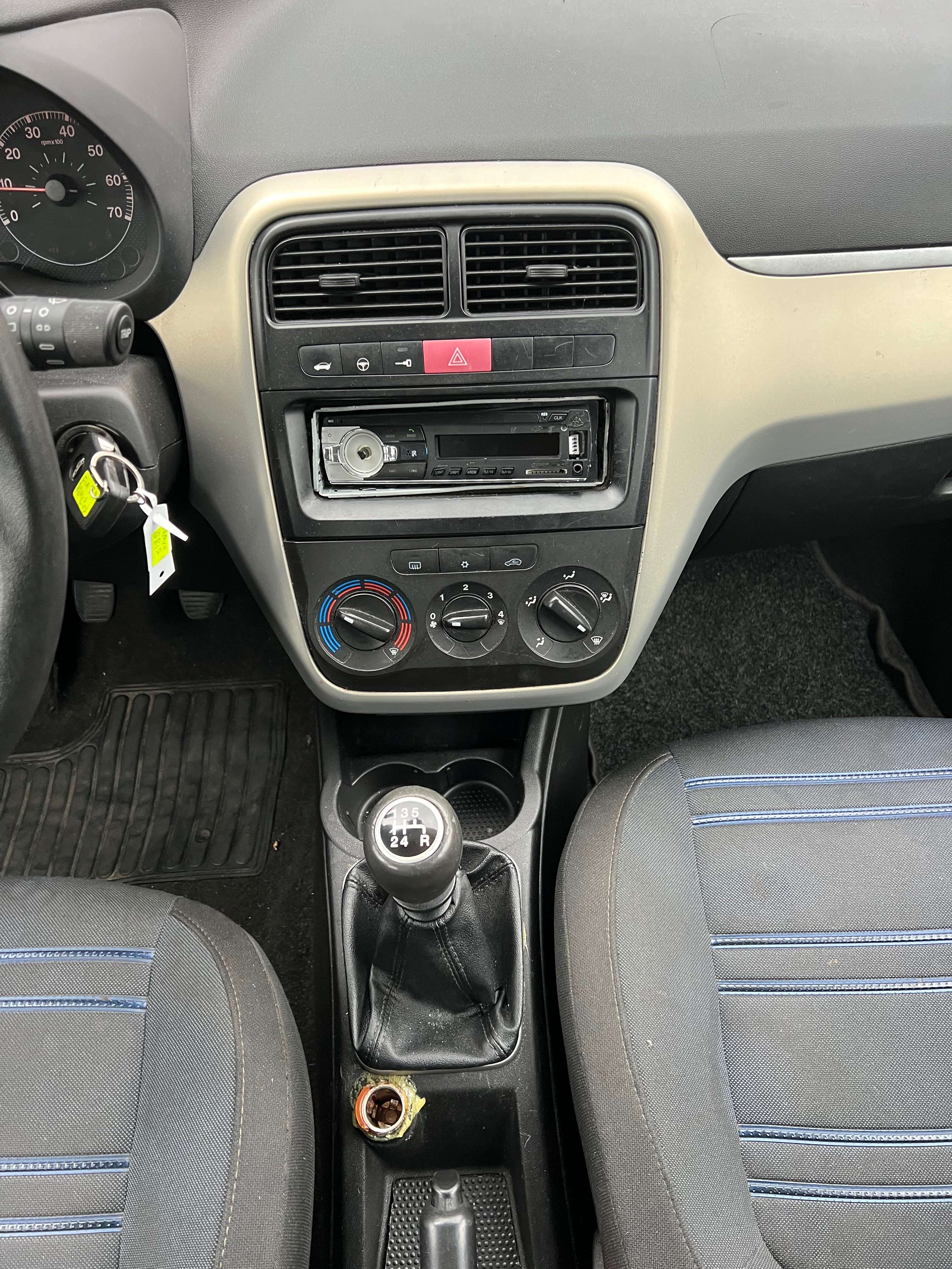 Fiat Punto Punto 1.2i*✅Contrôle Technique✅ Car-passe