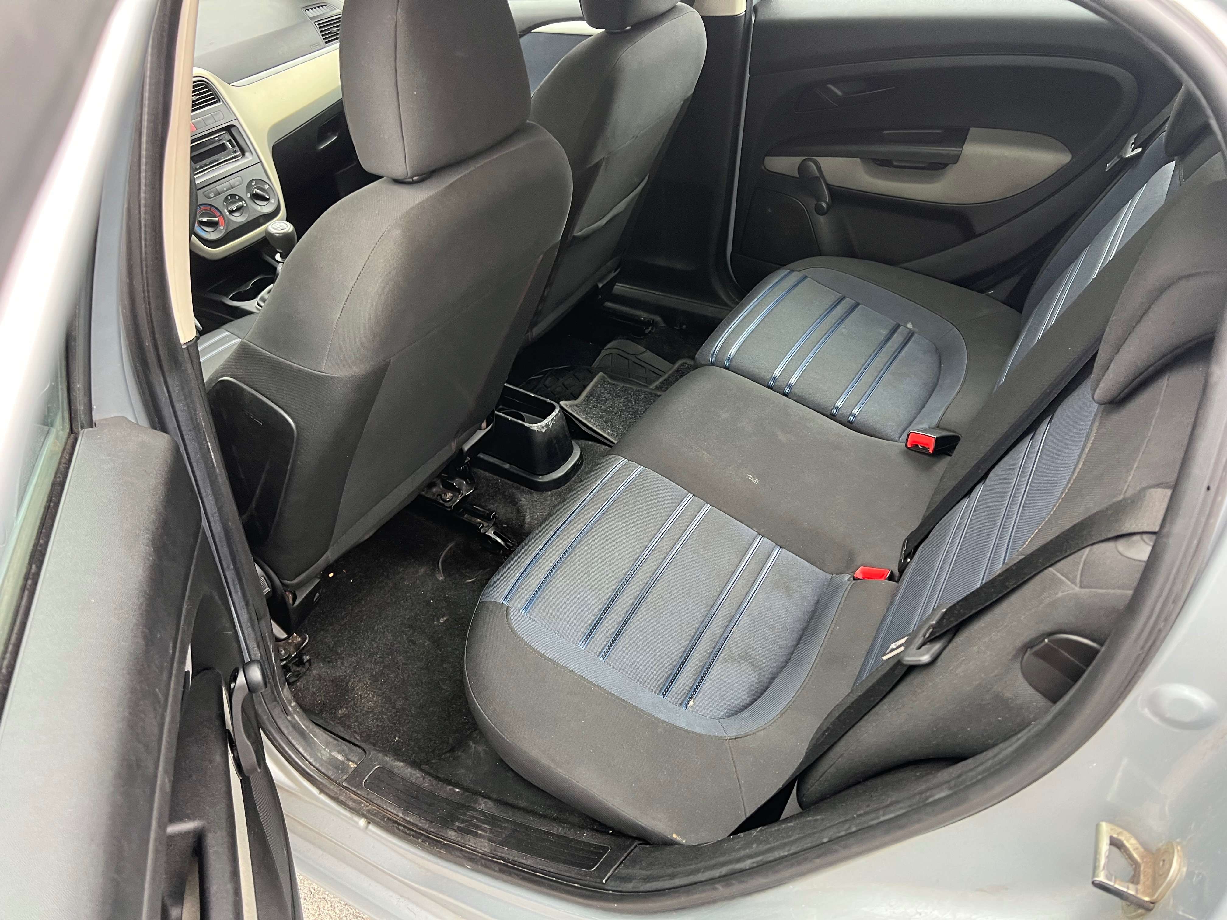 Fiat Punto Punto 1.2i*✅Contrôle Technique✅ Car-passe