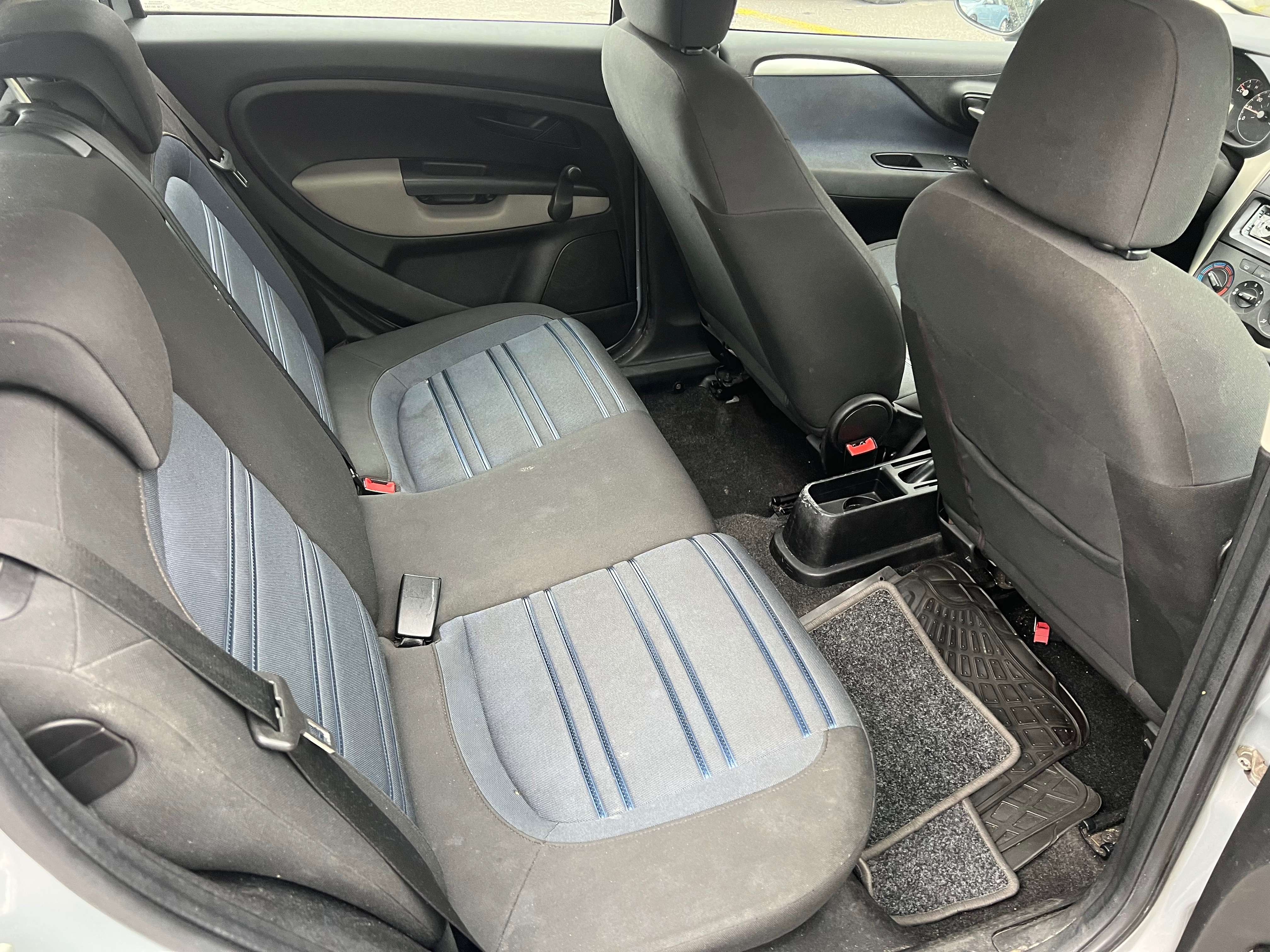 Fiat Punto Punto 1.2i*✅Contrôle Technique✅ Car-passe
