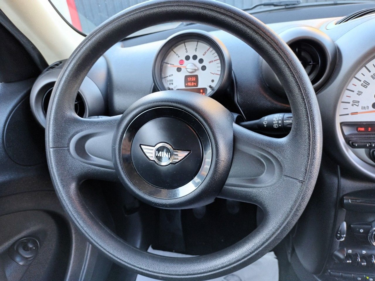 Mini COUNTRYMAN ONE D 90CH