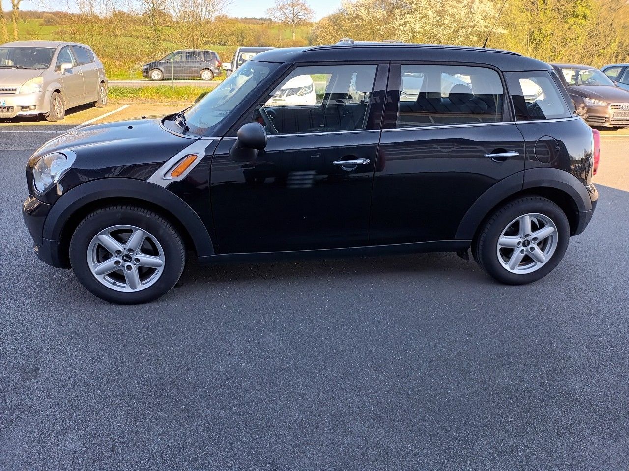 Mini COUNTRYMAN ONE D 90CH