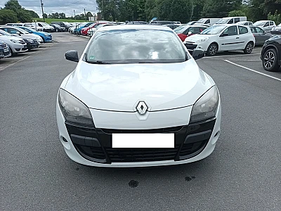 Renault MEGANE III COUPE 1.6 16V 110CH EMOTION