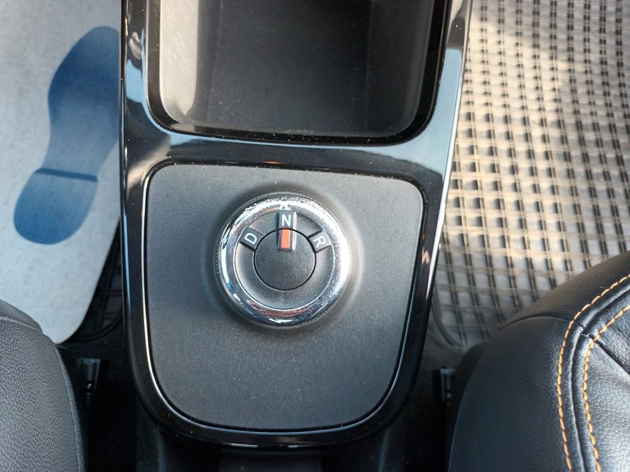 Dacia SPRING CONFORT PLUS - ACHAT INTEGRAL