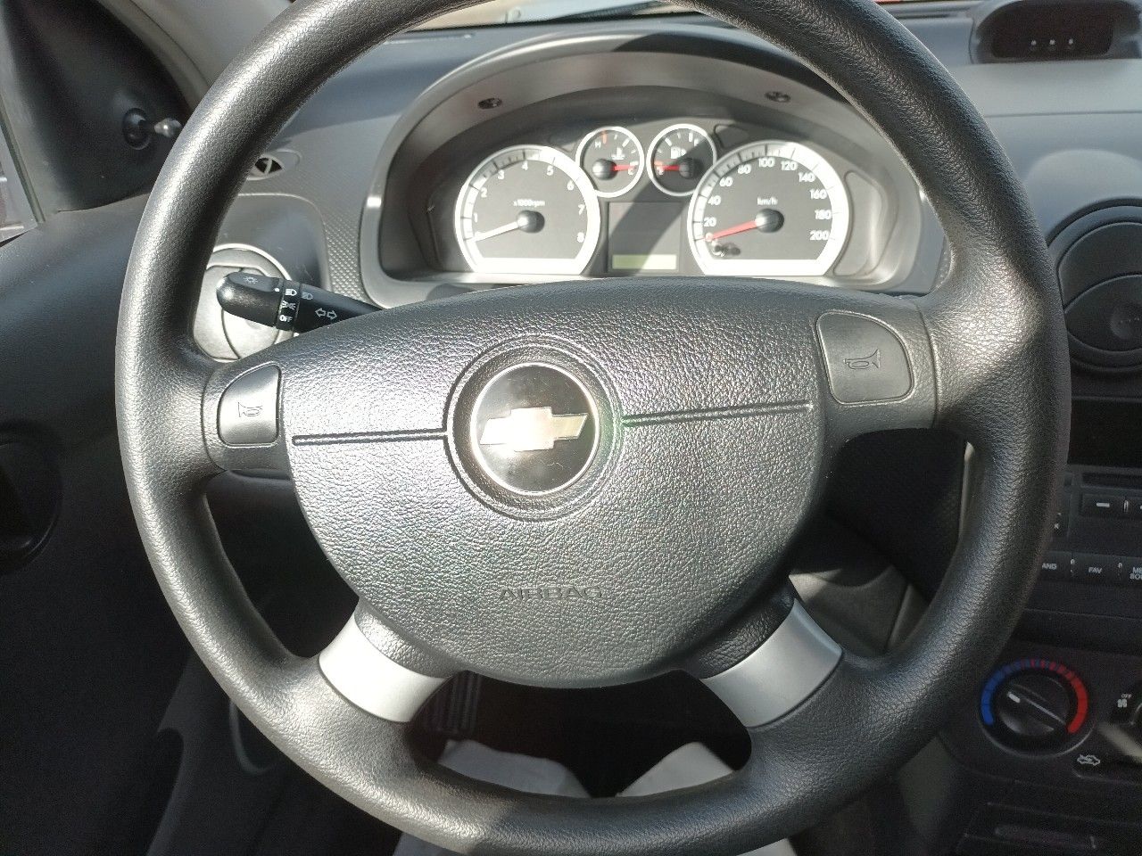 Chevrolet AVEO 1.2 16V 3P