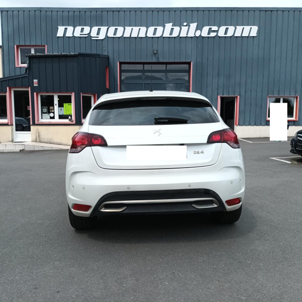 Citroen DS4 1.6 BLUEHDI 120CH CHIC