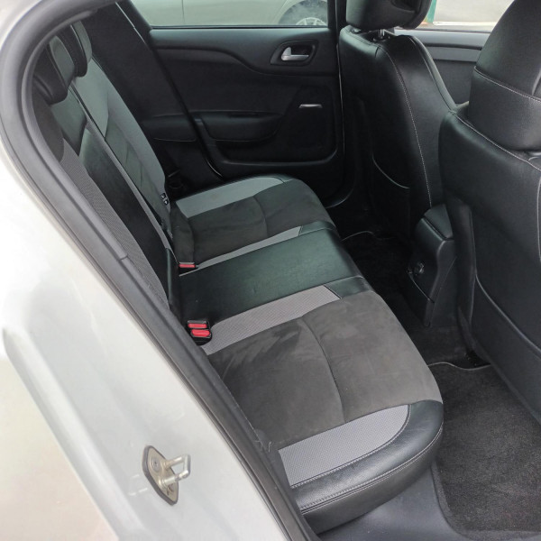 Citroen DS4 1.6 BLUEHDI 120CH CHIC