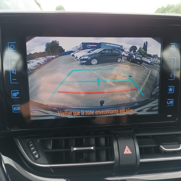 Toyota C-HR 122H DYNAMIC 2WD E-CVT