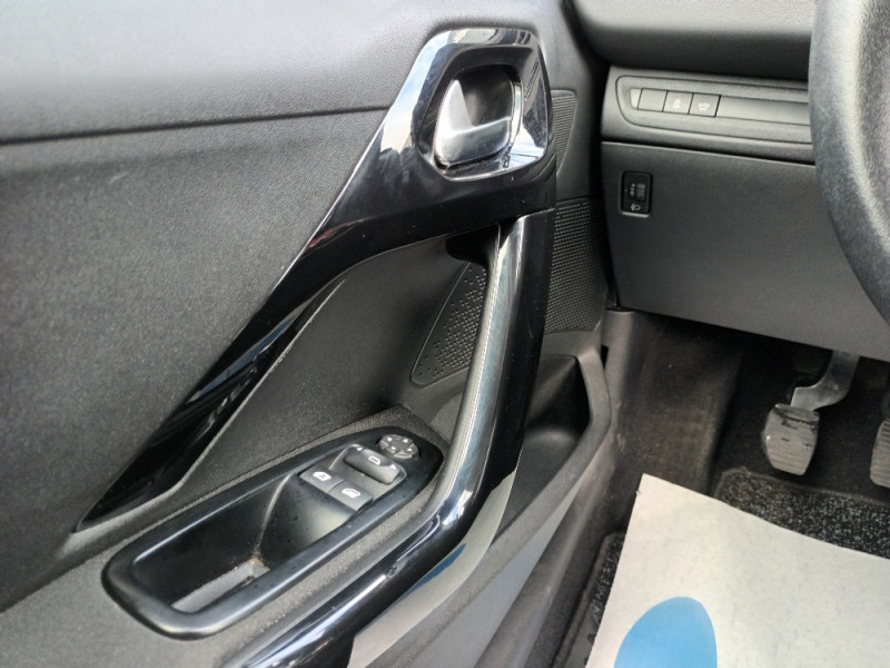 Peugeot 208 1.6 E-HDI FAP ACTIVE 3P