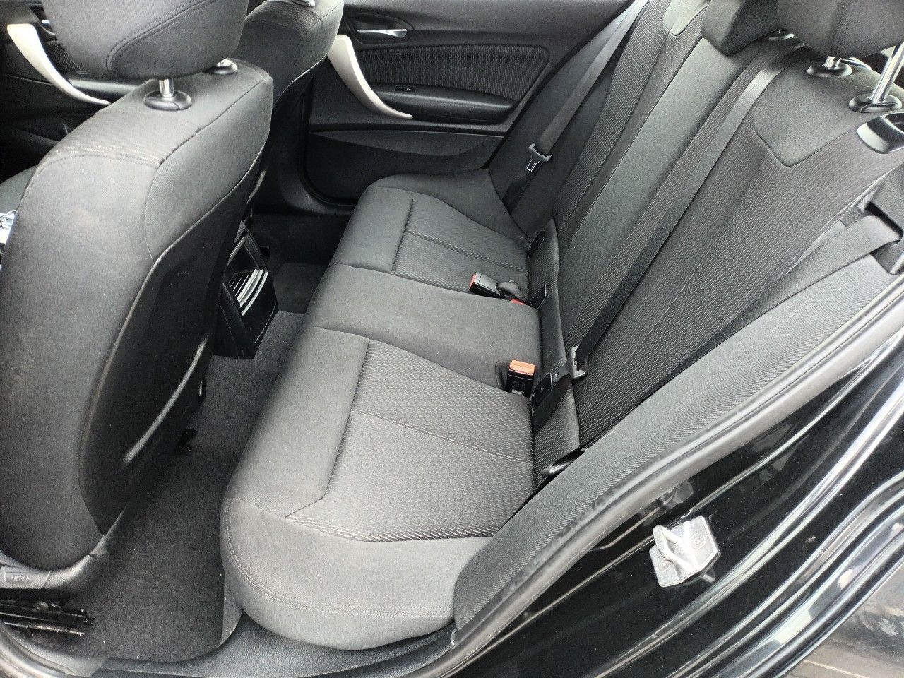 Bmw SERIE 1 (F21/F20) 116D 116CH EFFICIENTDYNAMICS EDITION PREMIERE 5P
