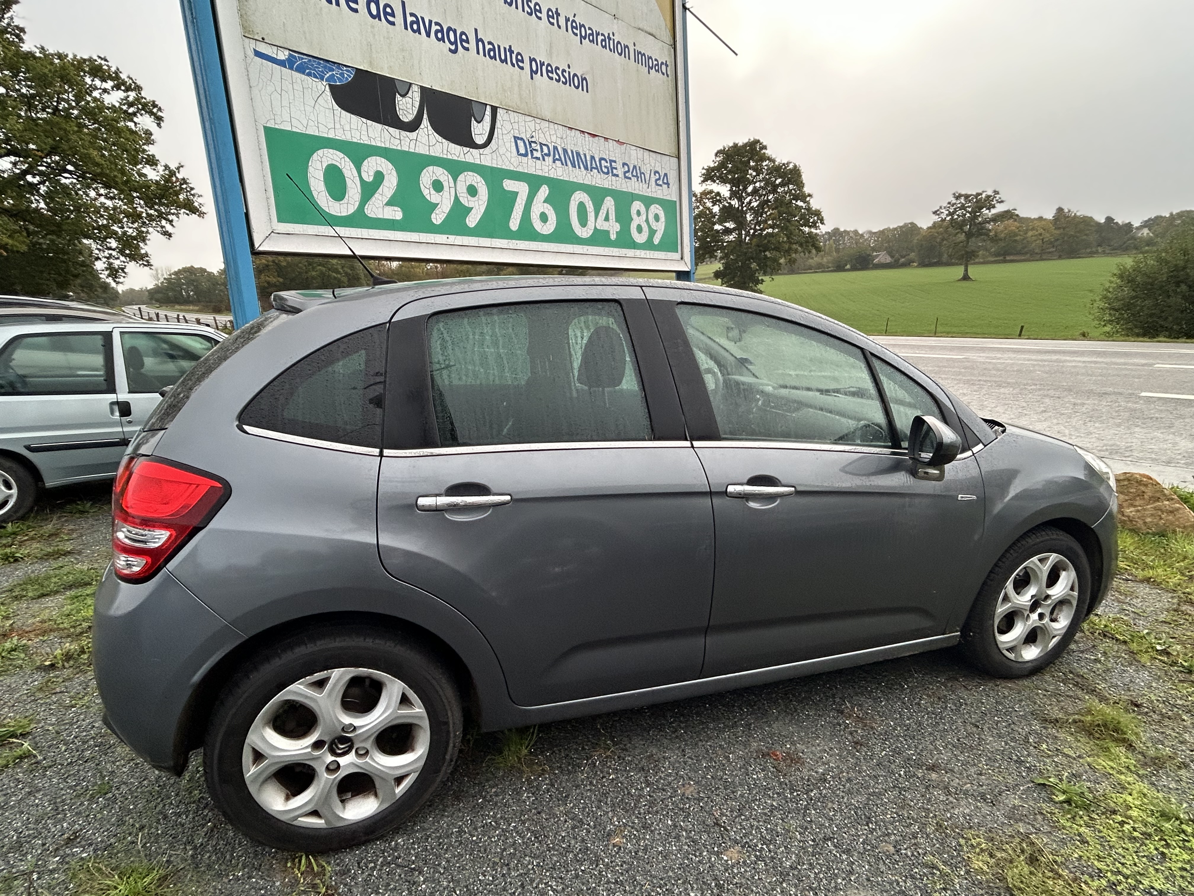 Citroen C3 II (2) 1.6 E-HDI 90 EXCLUSIVE