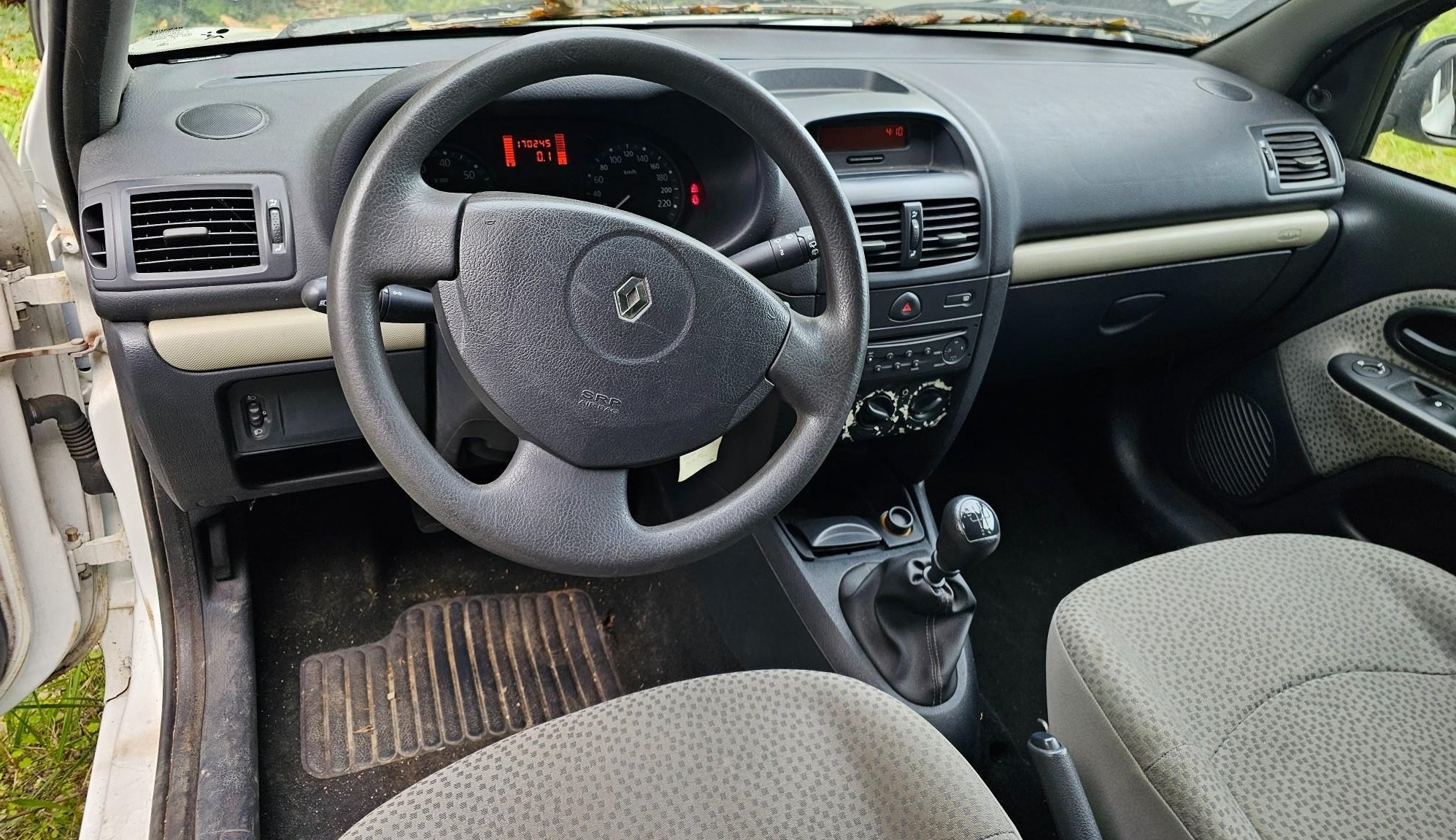 Renault Clio II (2) CAMPUS 1.5 DCI 65 5P