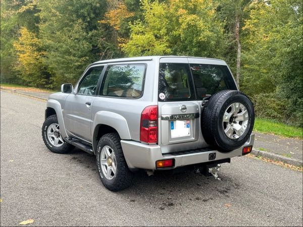 Nissan Patrol (2) 3.0 DI 160 ELEGANCE 3P