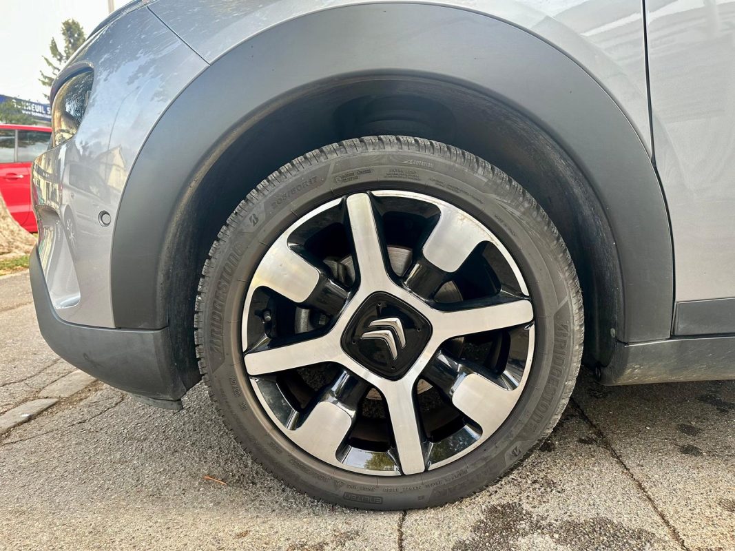 Citroen C4 1.5 BlueHDI 120 SHINE EAT6 **1ère MAIN**