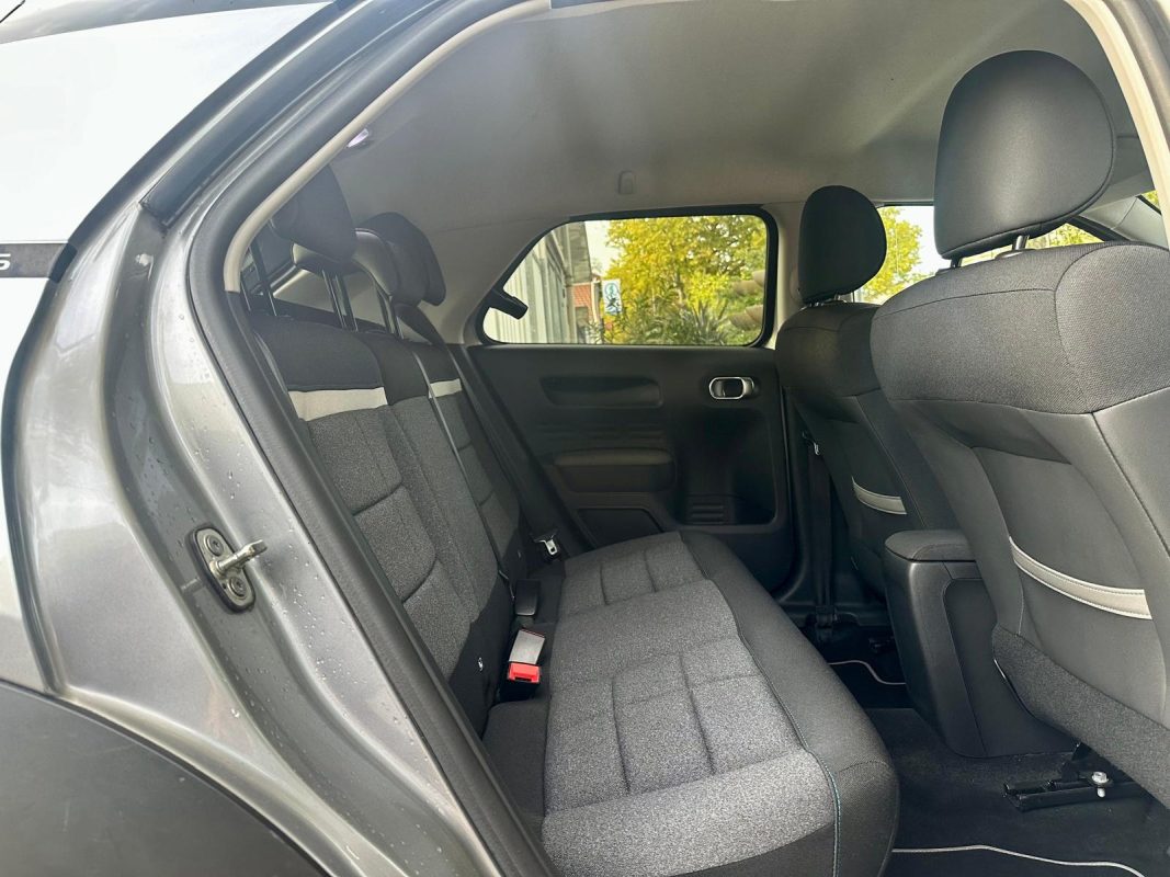 Citroen C4 1.5 BlueHDI 120 SHINE EAT6 **1ère MAIN**
