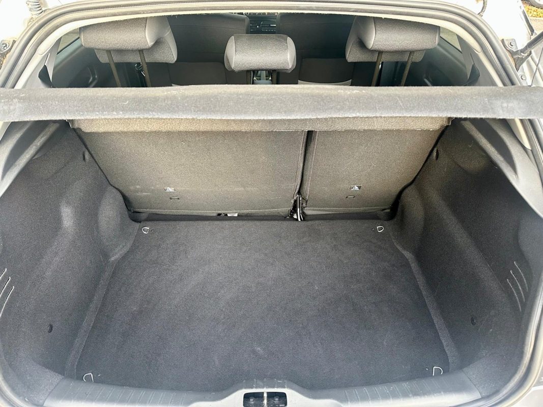 Citroen C4 1.5 BlueHDI 120 SHINE EAT6 **1ère MAIN**