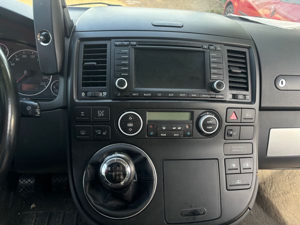 Volkswagen Transporter 2.5 TDI 174 CH