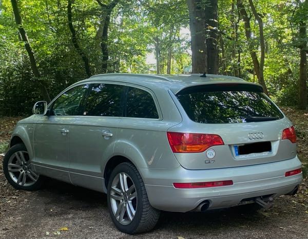 Audi Q7 3.0 V6 TDI AMBIENTE TIPTRONIC 5PL