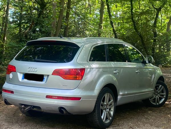 Audi Q7 3.0 V6 TDI AMBIENTE TIPTRONIC 5PL