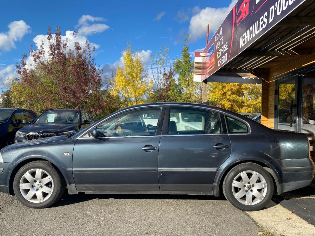 Volkswagen Passat 1.9 TDI - 130 Sport A