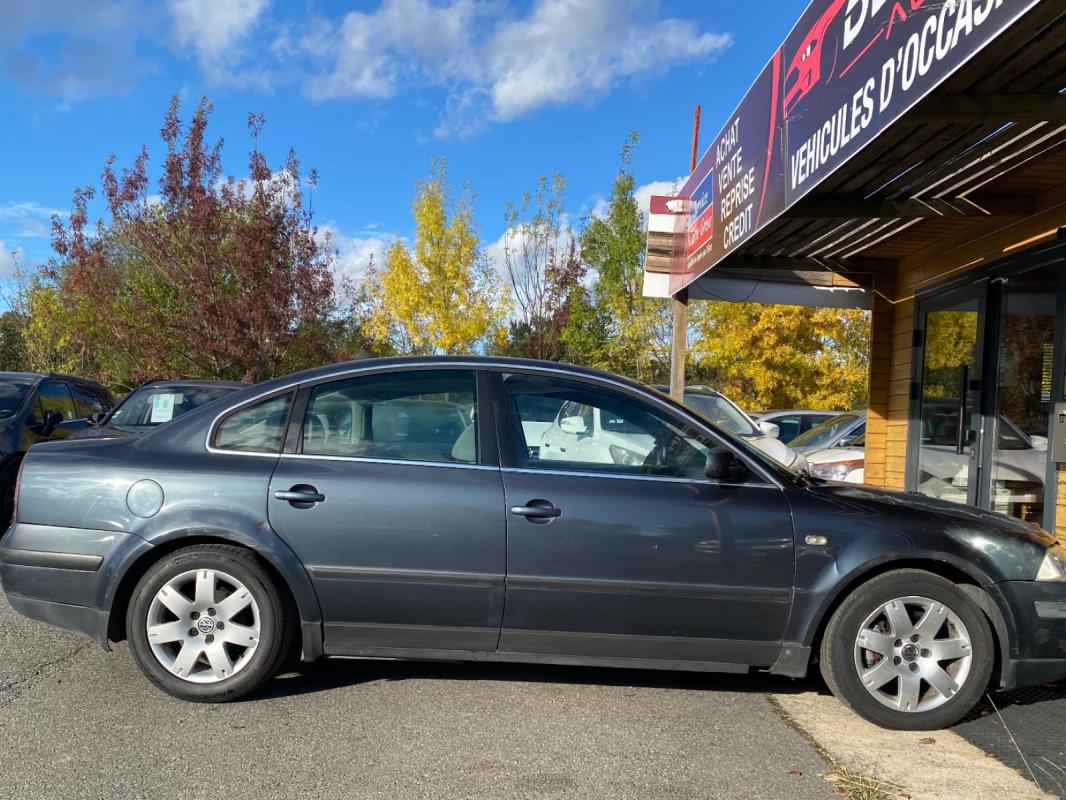 Volkswagen Passat 1.9 TDI - 130 Sport A