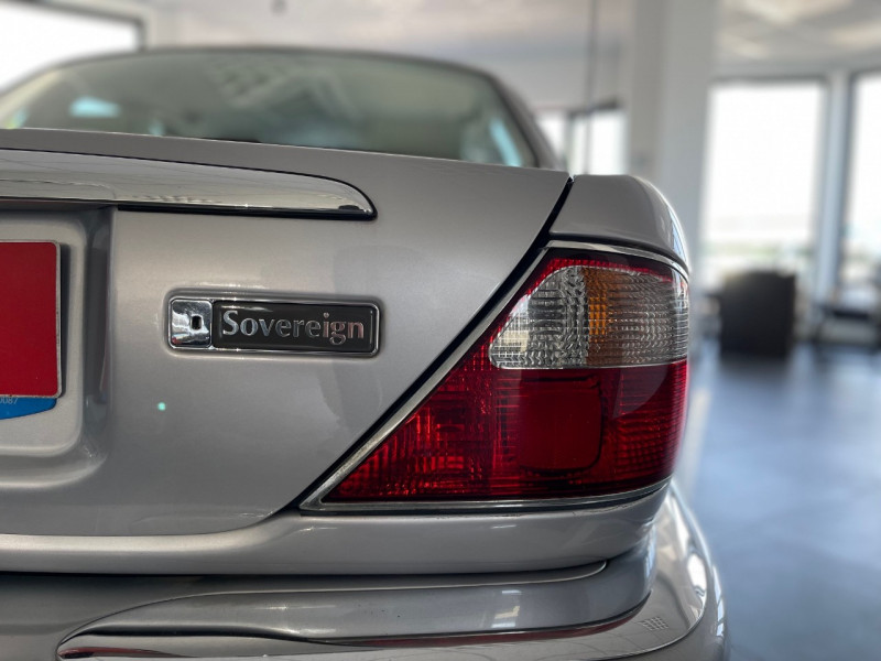 Jaguar XJ8 4.0 V8  BA SOVEREIGN