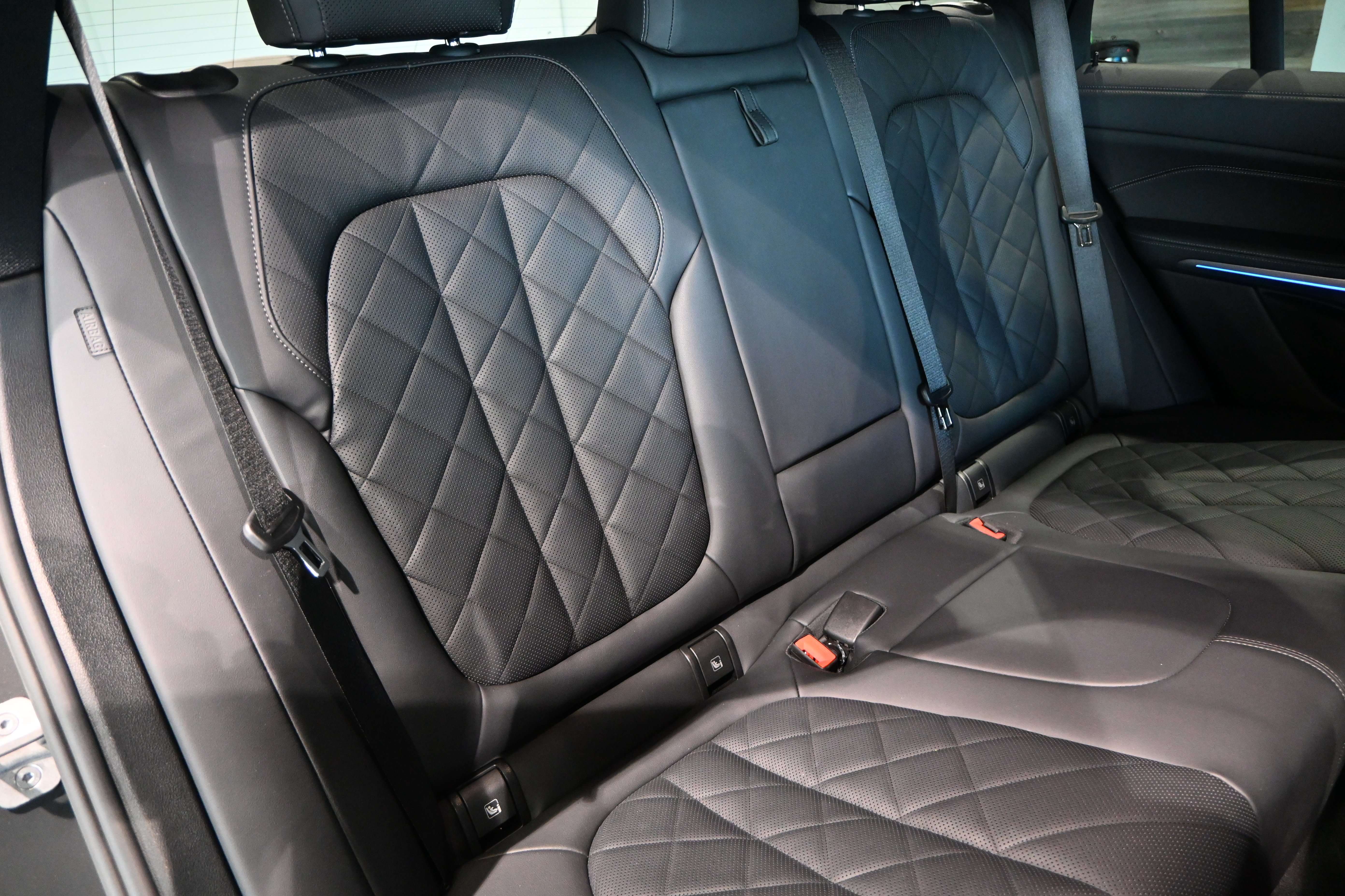 BMW X5 xDrive 30d M-Pack*LASER/LEDER/HUD/ACC/TREKHAAK/DAB
