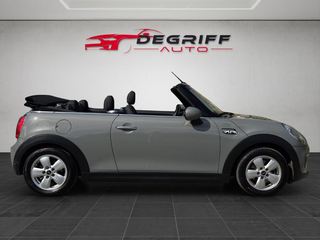 Mini Cabriolet F57 Cabriolet Cooper 136 ch Finition Red Hot Chili