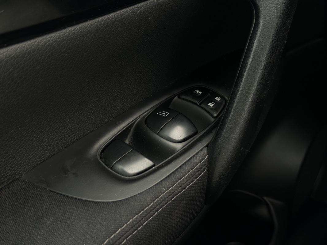 Nissan Qashqai 1.2 DIG-T 115 Stop/Start Connect Edition