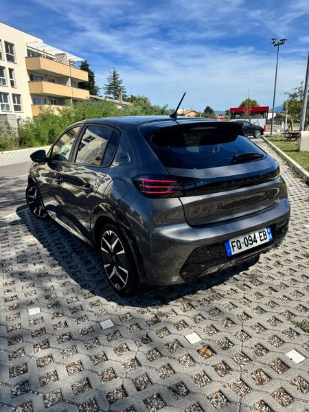 Peugeot 208 II 1.2 PURETECH 100 S&amp;S GT PACK