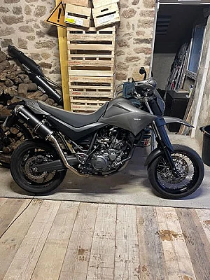 YAMAHA XT X