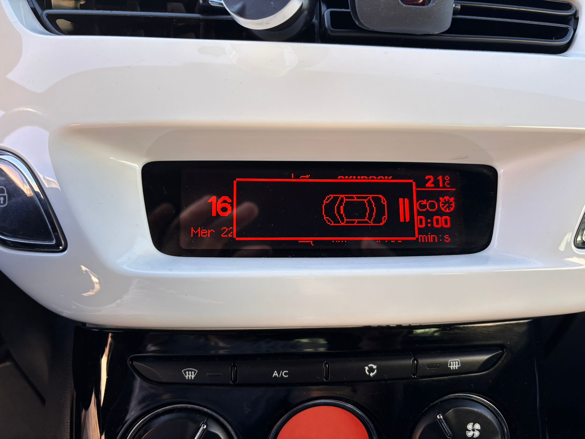 Citroen Ds3 1.6 E-HDI 90 AIRDREAM SO CHIC