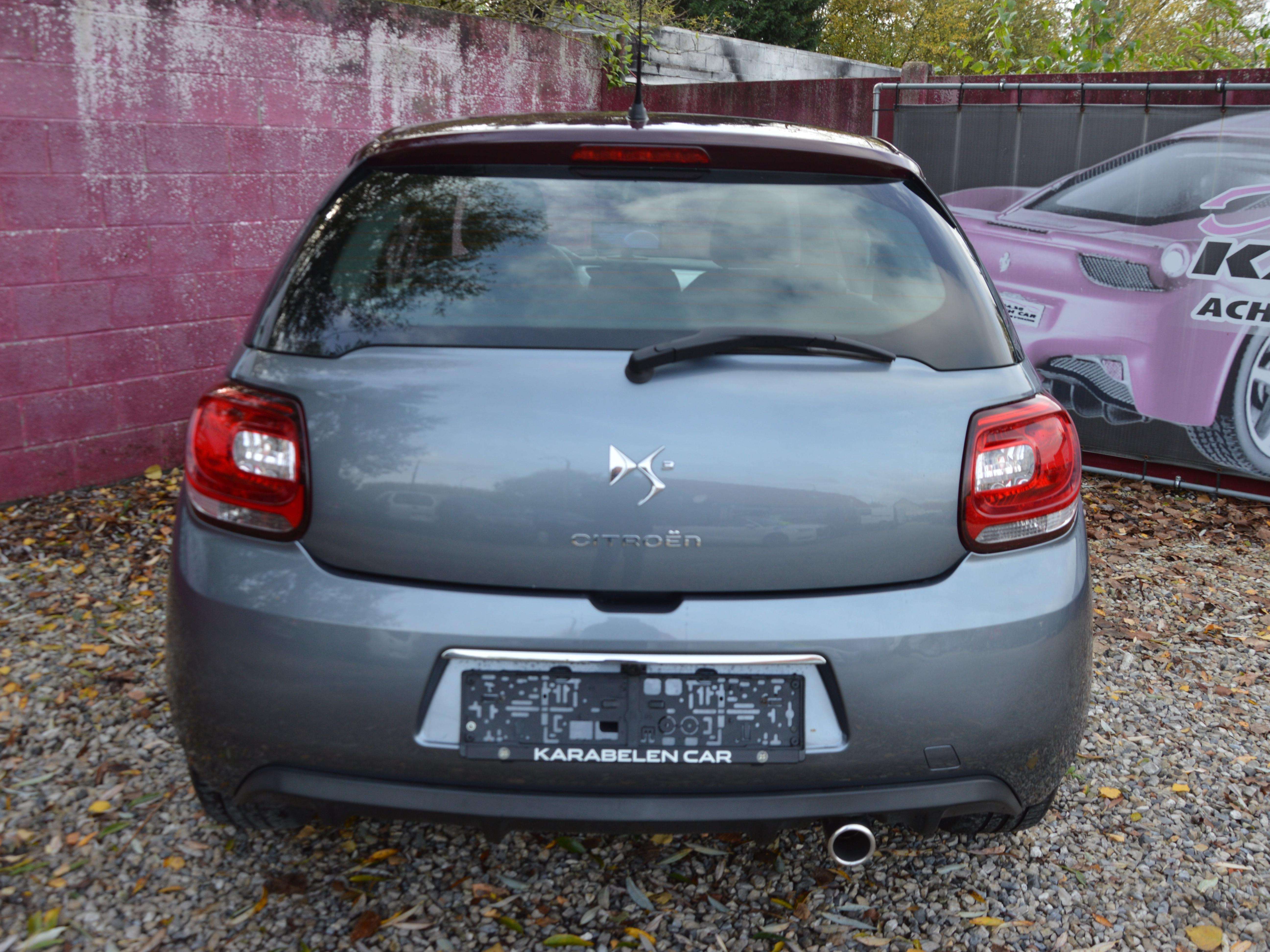 Citroen DS3 1.4e-HDi Chic BOITE AUT CAM CLIM CRUIS 35.038KM