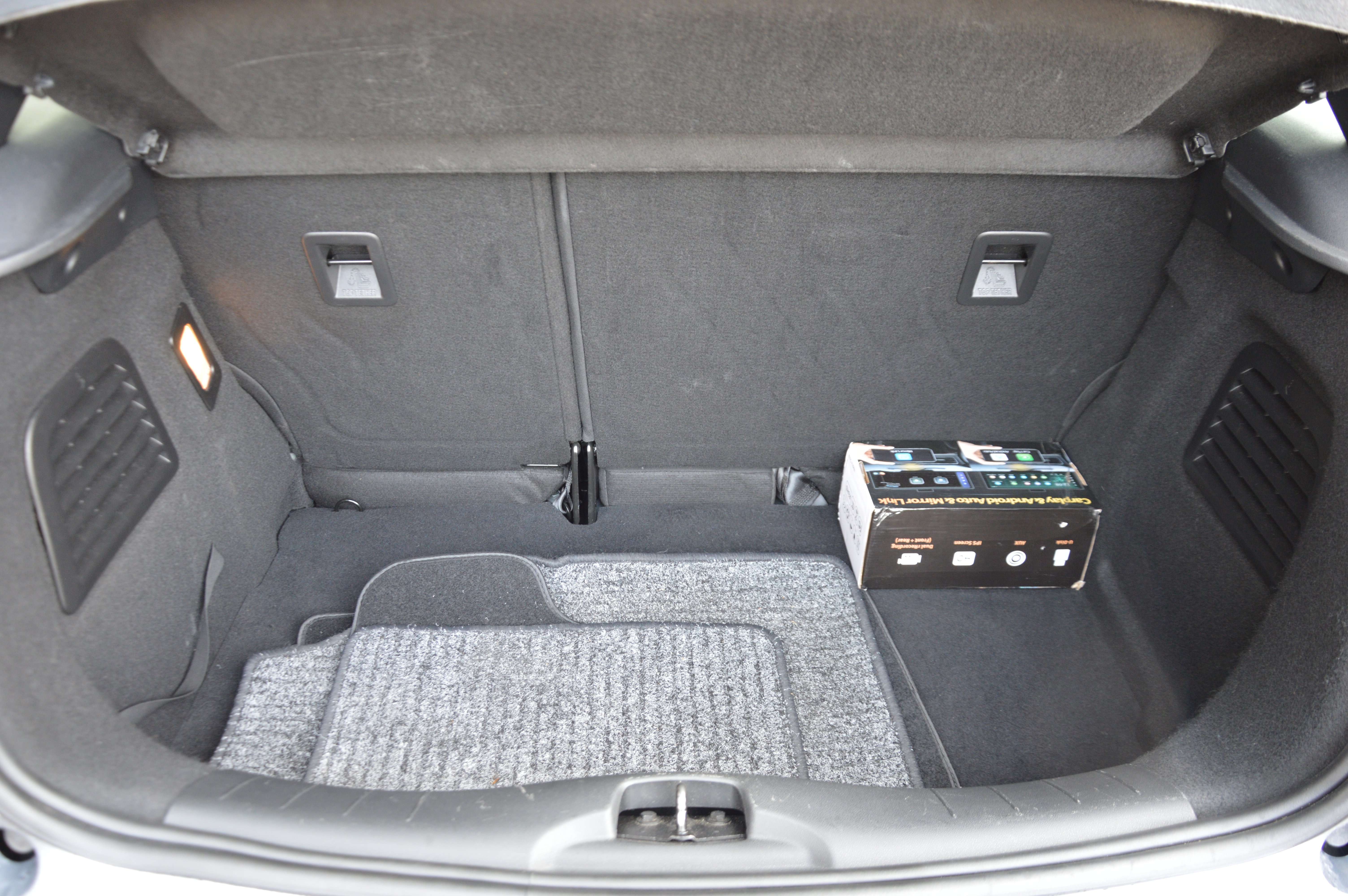 Citroen DS3 1.4e-HDi Chic BOITE AUT CAM CLIM CRUIS 35.038KM