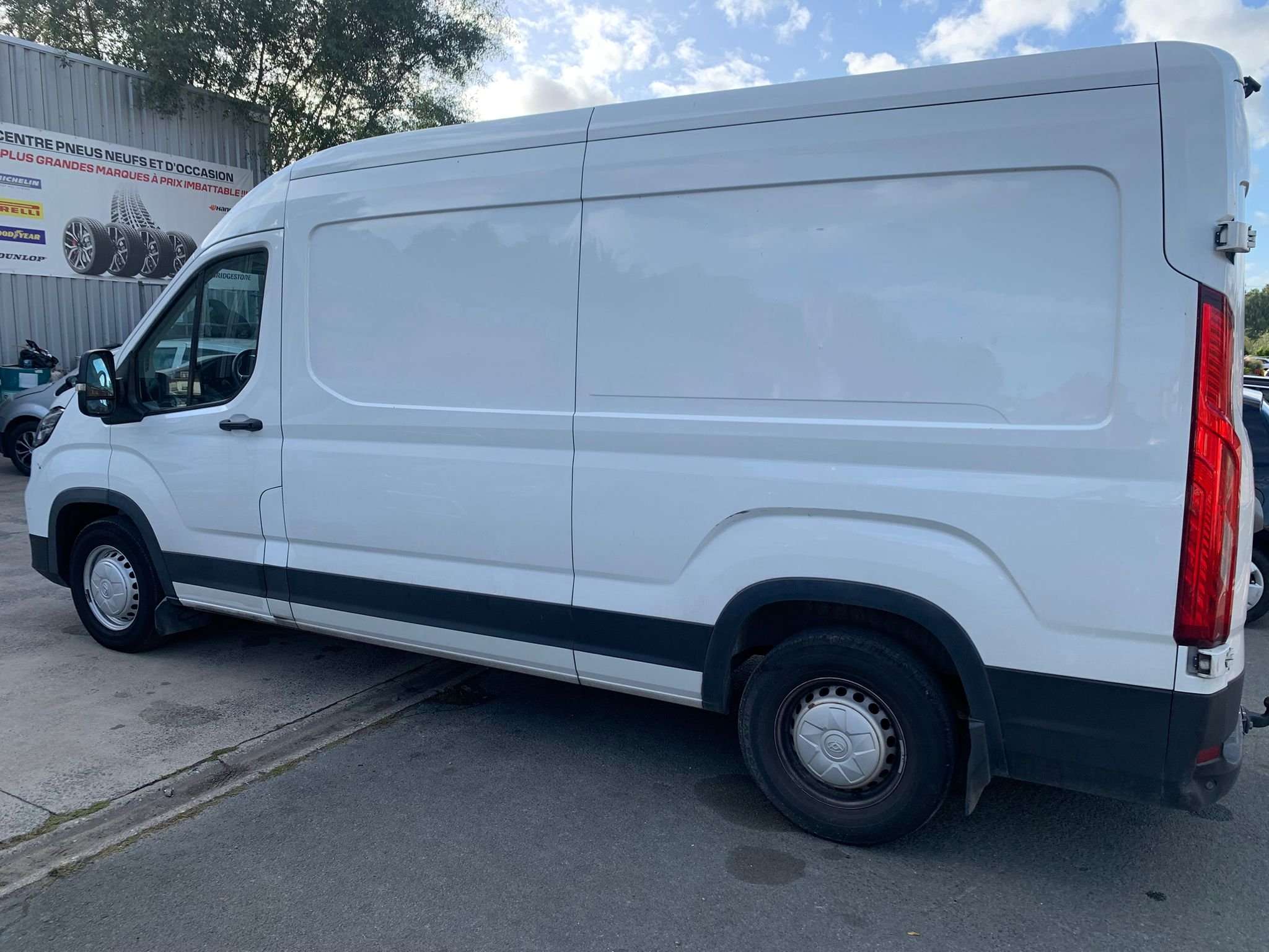 Maxus Deliver 9 MAXUS DELIVER 9 L2H2