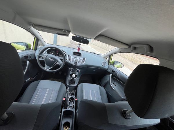 Ford Fiesta V 1400 TDCI GHIA 5P