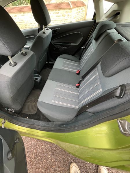Ford Fiesta V 1400 TDCI GHIA 5P