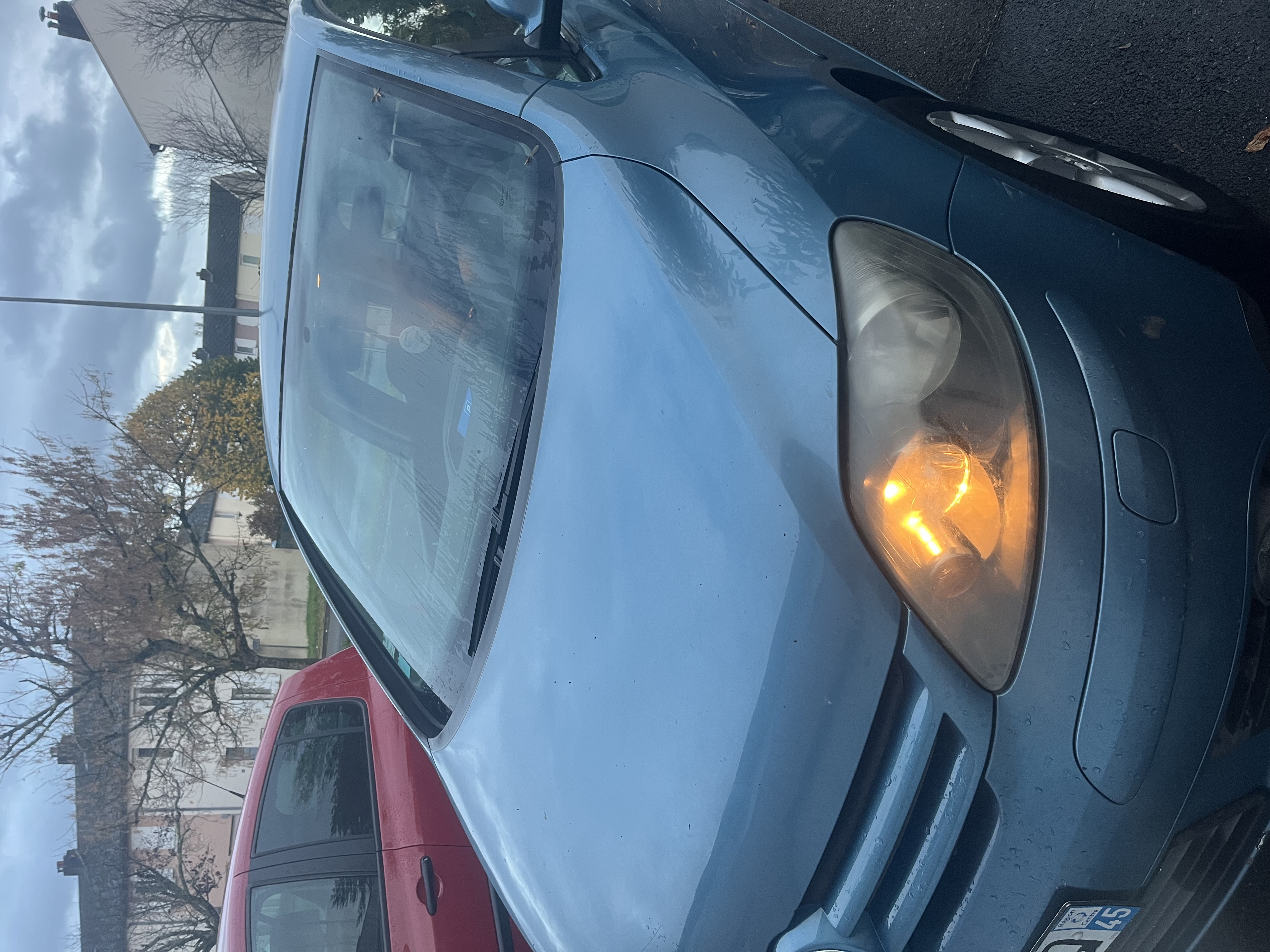Volkswagen Golf Plus (2) 2.0 TDI 140 ch confort 5p