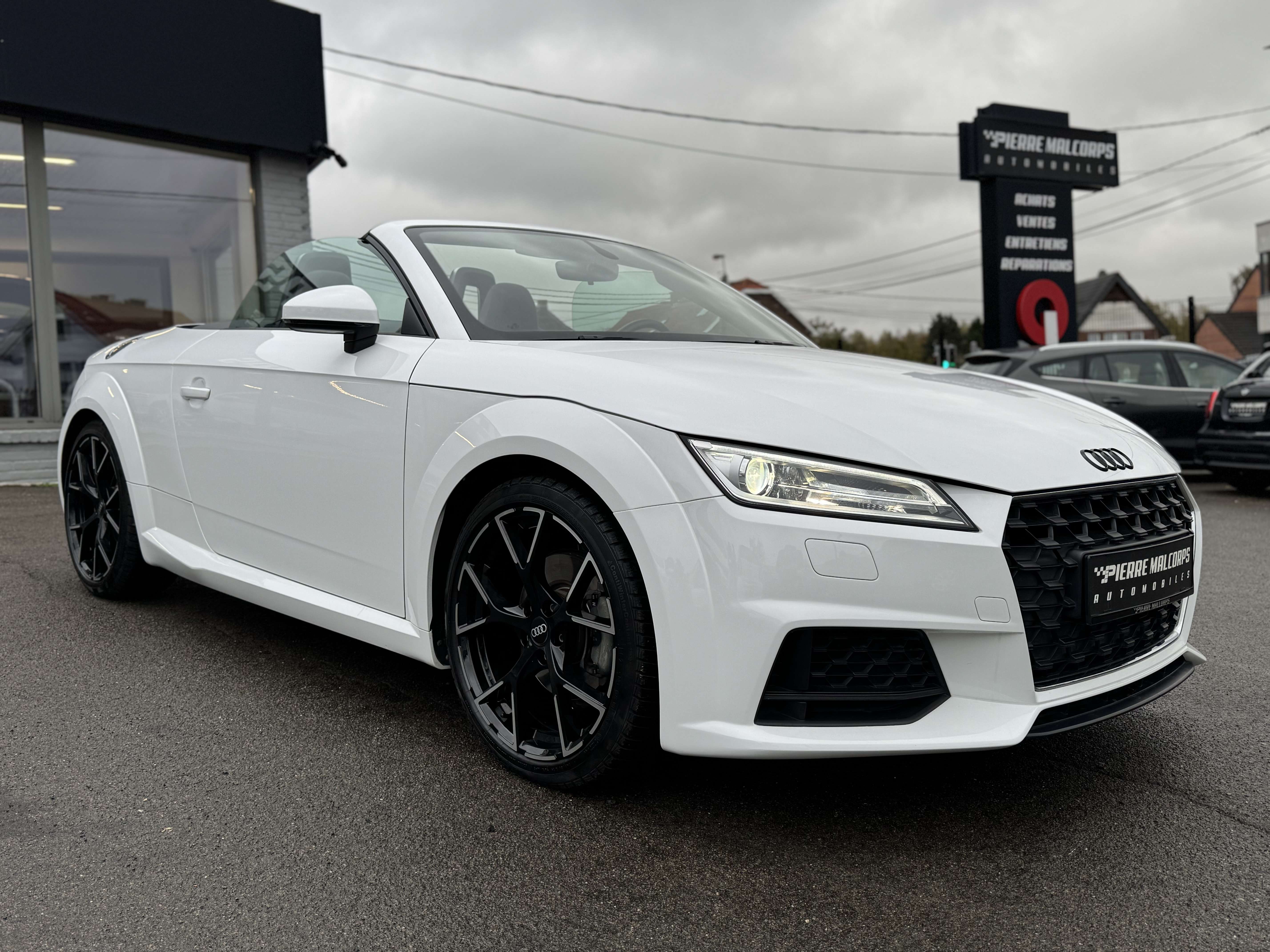 Audi TT Roadster 40 TFSI S tronic / NAV / LED / 19" / CLIM