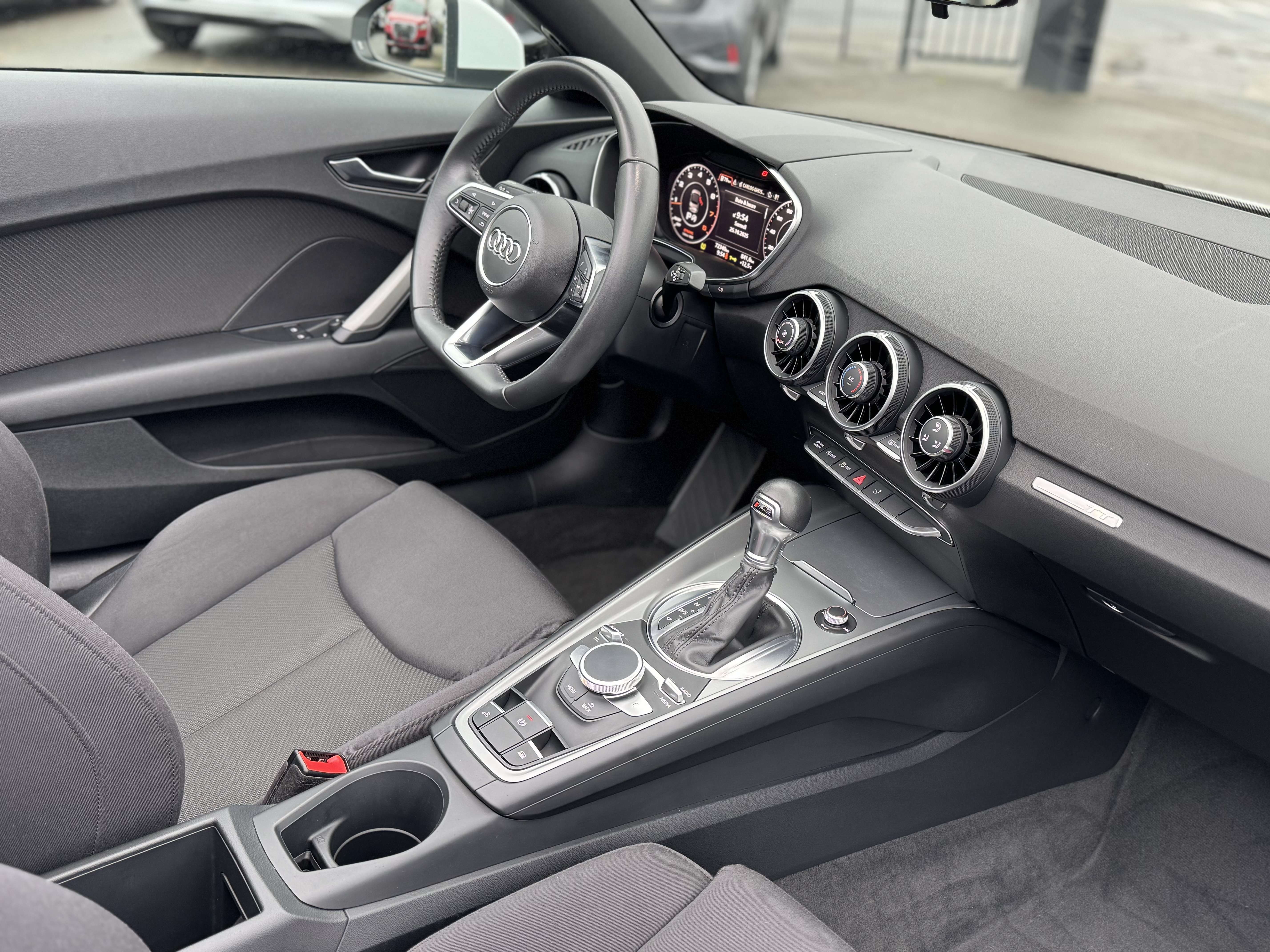 Audi TT Roadster 40 TFSI S tronic / NAV / LED / 19" / CLIM