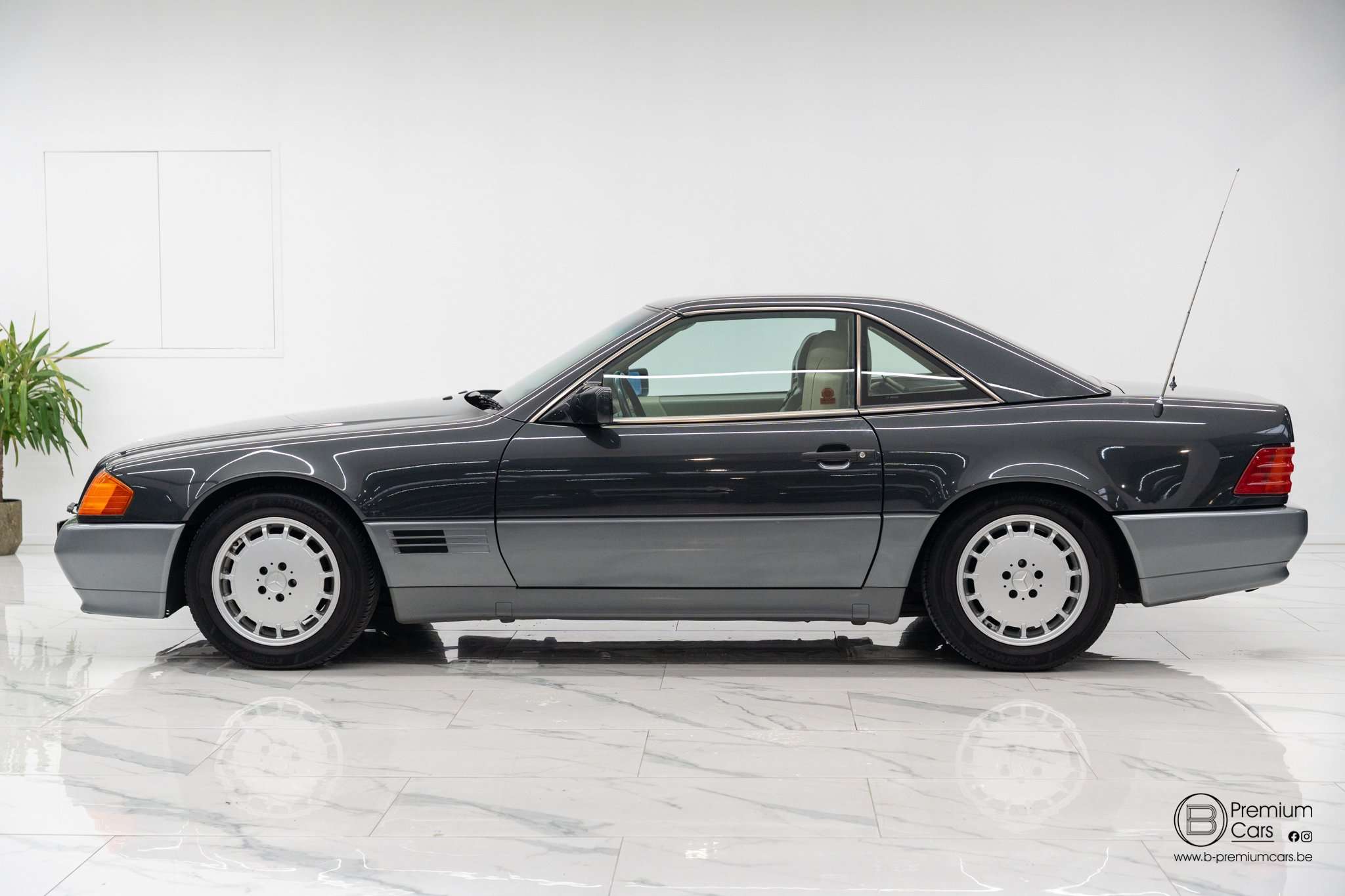 Mercedes-Benz SL 300 cabrio! Full options! Oldtimer! Uniek!